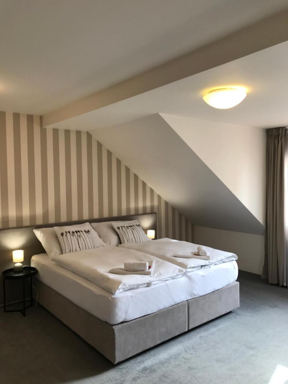 Rozmaryn Hotel B&B รากอฟนิก ภายนอก รูปภาพ